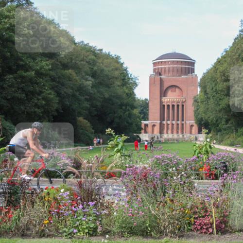 08.09.2024 - Stadtparktriathlon Zöllner http://msf.ph/oto/7018679 08.09.2024 12:05:30 Radfahren 658, 680, 694, 758, 777 meine-sportfotos.de