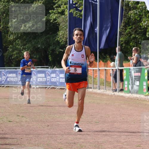 08.09.2024 - Airport Race Strokosch-Dieckow http://msf.ph/oto/7018717 08.09.2024 11:59:48 Ziel 5, 588, 2890 meine-sportfotos.de