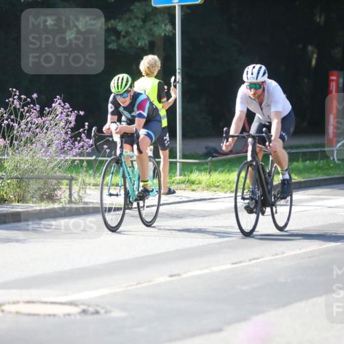 08.09.2024 - Stadtparktriathlon Zöllner http://msf.ph/oto/7018730 08.09.2024 10:07:07 Radfahren 215, 216, 230, 256, 261, 262 meine-sportfotos.de