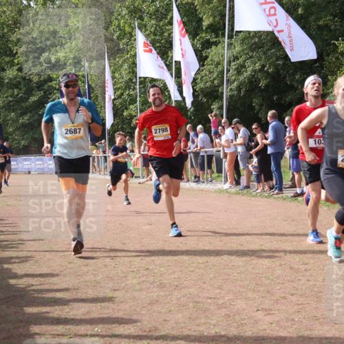 08.09.2024 - Airport Race Strokosch-Dieckow http://msf.ph/oto/7018747 08.09.2024 12:08:39 Ziel 103, 2558, 2657, 2687, 2703, 2711, 2779, 2798, 2858 meine-sportfotos.de