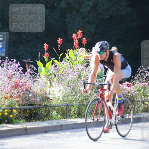 08.09.2024 - Stadtparktriathlon Zöllner http://msf.ph/oto/7018801 08.09.2024 10:07:24 Radfahren 221, 250, 259 meine-sportfotos.de