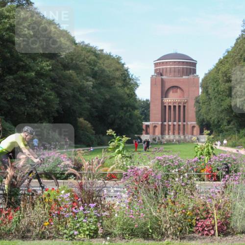 08.09.2024 - Stadtparktriathlon Zöllner http://msf.ph/oto/7018888 08.09.2024 12:06:25 Radfahren 689, 753, 815, 835 meine-sportfotos.de