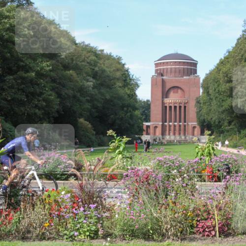 08.09.2024 - Stadtparktriathlon Zöllner http://msf.ph/oto/7018893 08.09.2024 12:06:27 Radfahren 689, 753, 815 meine-sportfotos.de