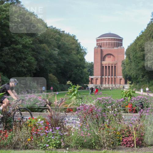 08.09.2024 - Stadtparktriathlon Zöllner http://msf.ph/oto/7018910 08.09.2024 12:06:45 Radfahren 668, 701, 702 meine-sportfotos.de