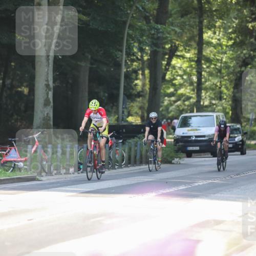 08.09.2024 - Stadtparktriathlon Zöllner http://msf.ph/oto/7018920 08.09.2024 10:08:33 Radfahren 205, 225, 228, 229, 238, 255 meine-sportfotos.de