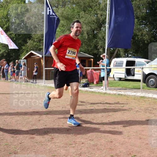 08.09.2024 - Airport Race Strokosch-Dieckow http://msf.ph/oto/7018923 08.09.2024 12:08:41 Ziel 103, 2558, 2657, 2687, 2703, 2778, 2779, 2798 meine-sportfotos.de