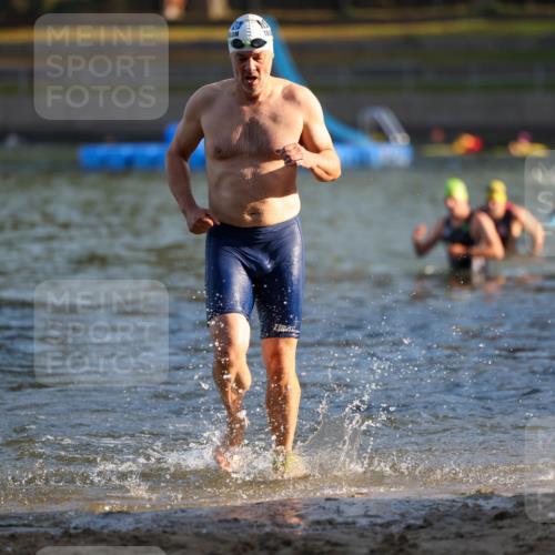 08.09.2024 - Stadtparktriathlon Michael Strokosch http://msf.ph/oto/7018942 08.09.2024 08:59:03 Schwimmen 104 meine-sportfotos.de