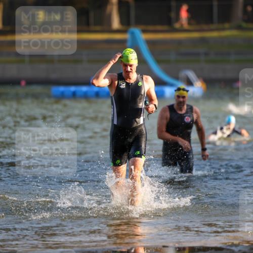 08.09.2024 - Stadtparktriathlon Michael Strokosch http://msf.ph/oto/7019015 08.09.2024 08:59:14 Schwimmen 94, 97, 109, 119 meine-sportfotos.de