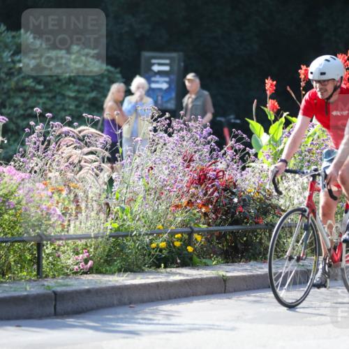 08.09.2024 - Stadtparktriathlon Zöllner http://msf.ph/oto/7019035 08.09.2024 10:08:51 Radfahren 194, 195, 220, 237, 244 meine-sportfotos.de