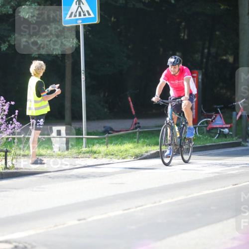 08.09.2024 - Stadtparktriathlon Zöllner http://msf.ph/oto/7019062 08.09.2024 10:09:06 Radfahren 186, 199, 213, 236 meine-sportfotos.de