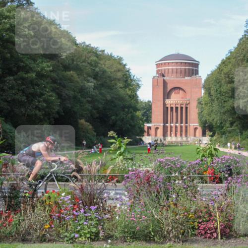 08.09.2024 - Stadtparktriathlon Zöllner http://msf.ph/oto/7019085 08.09.2024 12:08:00 Radfahren 674, 687, 716, 736 meine-sportfotos.de