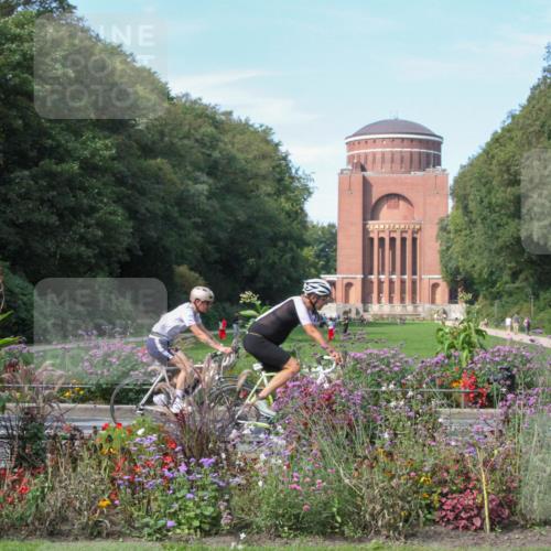 08.09.2024 - Stadtparktriathlon Zöllner http://msf.ph/oto/7019092 08.09.2024 12:08:02 Radfahren 674, 687, 736 meine-sportfotos.de