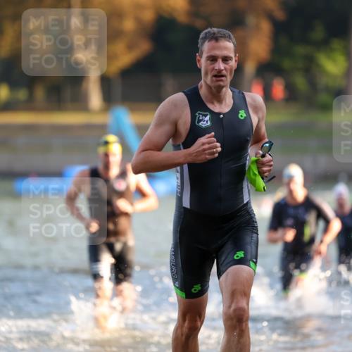 08.09.2024 - Stadtparktriathlon Michael Strokosch http://msf.ph/oto/7019099 08.09.2024 08:59:17 Schwimmen 94, 97, 109, 113, 117, 119, 128 meine-sportfotos.de