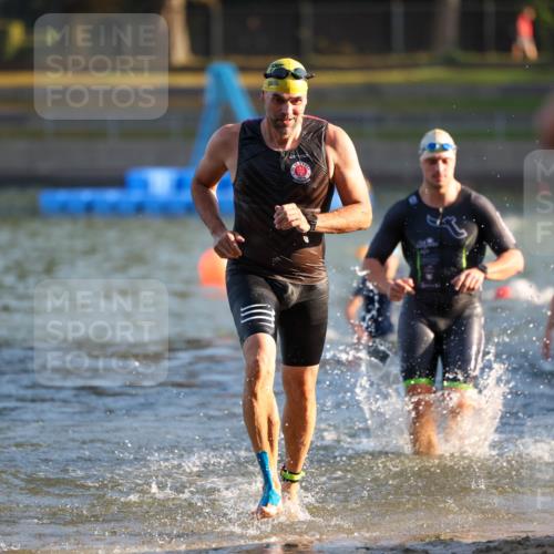 08.09.2024 - Stadtparktriathlon Michael Strokosch http://msf.ph/oto/7019111 08.09.2024 08:59:19 Schwimmen 94, 97, 109, 113, 117, 119, 128 meine-sportfotos.de