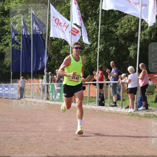 08.09.2024 - Airport Race Strokosch-Dieckow http://msf.ph/oto/7019145 08.09.2024 11:59:58 Ziel 3092, 3142 meine-sportfotos.de