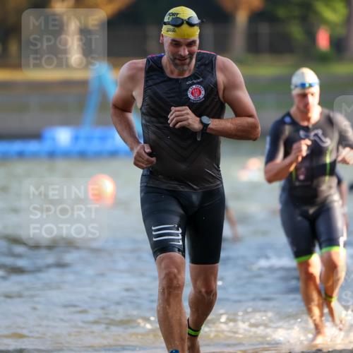 08.09.2024 - Stadtparktriathlon Michael Strokosch http://msf.ph/oto/7019165 08.09.2024 08:59:20 Schwimmen 94, 97, 109, 113, 117, 119, 128 meine-sportfotos.de