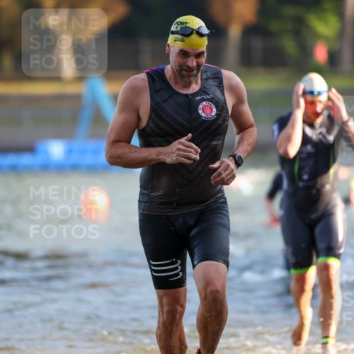 08.09.2024 - Stadtparktriathlon Michael Strokosch http://msf.ph/oto/7019172 08.09.2024 08:59:21 Schwimmen 97, 109, 113, 117, 119, 128 meine-sportfotos.de