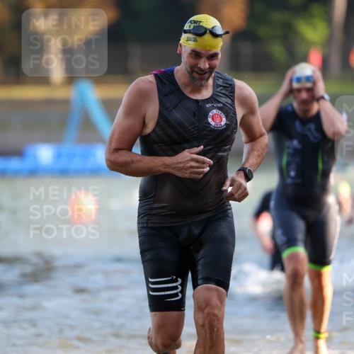 08.09.2024 - Stadtparktriathlon Michael Strokosch http://msf.ph/oto/7019179 08.09.2024 08:59:21 Schwimmen 97, 109, 113, 117, 119, 128 meine-sportfotos.de