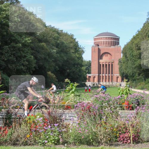 08.09.2024 - Stadtparktriathlon Zöllner http://msf.ph/oto/7019221 08.09.2024 12:09:53 Radfahren 683, 711, 800 meine-sportfotos.de