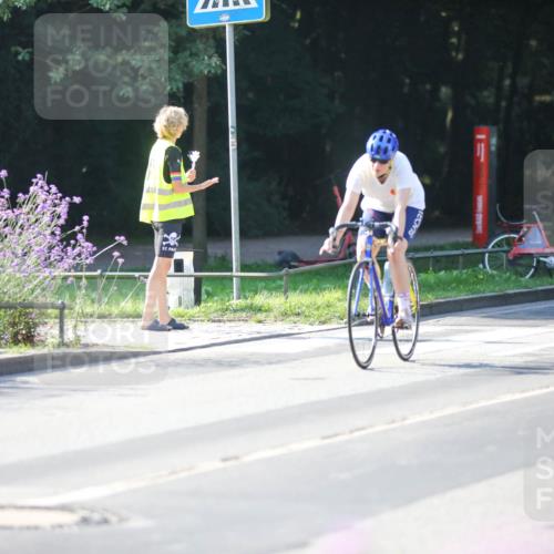 08.09.2024 - Stadtparktriathlon Zöllner http://msf.ph/oto/7019264 08.09.2024 10:10:40 Radfahren 182, 196, 200 meine-sportfotos.de