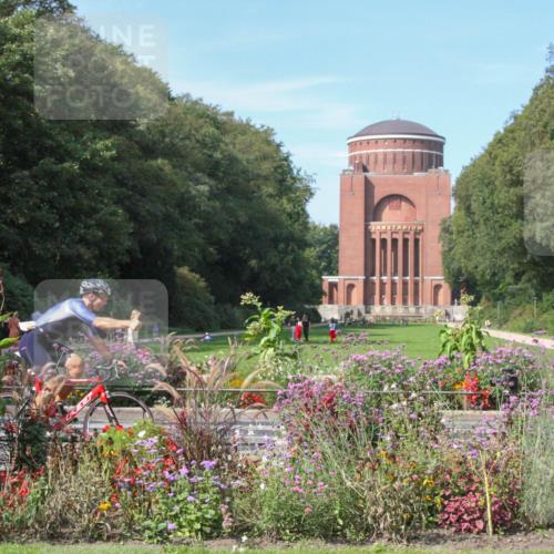08.09.2024 - Stadtparktriathlon Zöllner http://msf.ph/oto/7019270 08.09.2024 12:10:38 Radfahren 691, 780, 793, 807, 833 meine-sportfotos.de