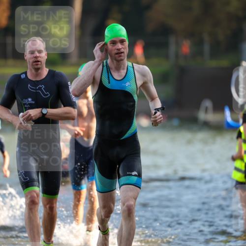 08.09.2024 - Stadtparktriathlon Michael Strokosch http://msf.ph/oto/7019275 08.09.2024 08:59:26 Schwimmen 107, 109, 113, 117, 119, 128 meine-sportfotos.de