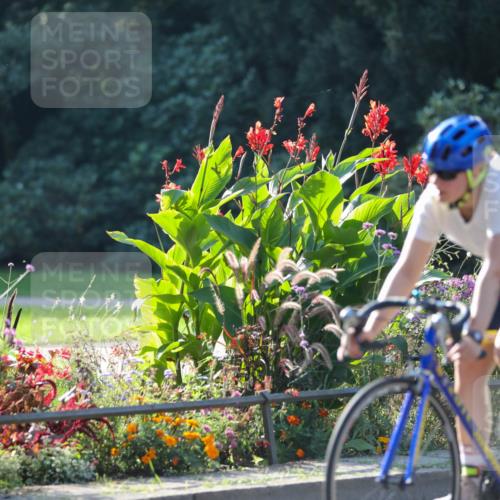 08.09.2024 - Stadtparktriathlon Zöllner http://msf.ph/oto/7019277 08.09.2024 10:10:42 Radfahren 182, 196, 200 meine-sportfotos.de