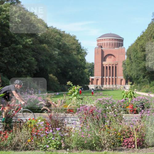 08.09.2024 - Stadtparktriathlon Zöllner http://msf.ph/oto/7019286 08.09.2024 12:10:40 Radfahren 691, 780, 793, 807, 833, 844 meine-sportfotos.de