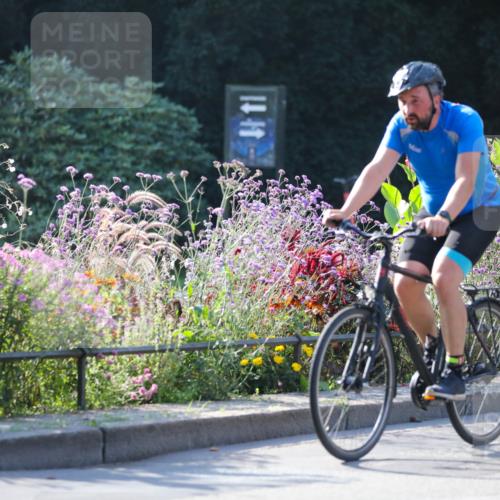 08.09.2024 - Stadtparktriathlon Zöllner http://msf.ph/oto/7019300 08.09.2024 10:10:49 Radfahren 196 meine-sportfotos.de