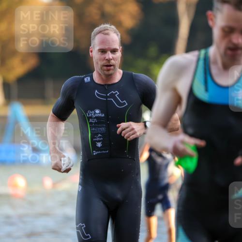 08.09.2024 - Stadtparktriathlon Michael Strokosch http://msf.ph/oto/7019328 08.09.2024 08:59:28 Schwimmen 107, 109, 113, 117, 128 meine-sportfotos.de