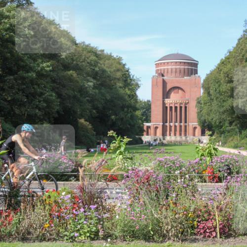 08.09.2024 - Stadtparktriathlon Zöllner http://msf.ph/oto/7019354 08.09.2024 12:11:30 Radfahren 759, 761 meine-sportfotos.de