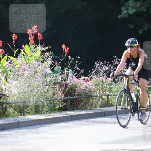 08.09.2024 - Stadtparktriathlon Zöllner http://msf.ph/oto/7019377 08.09.2024 10:11:12 Radfahren 248 meine-sportfotos.de