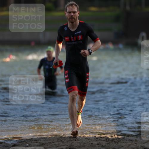08.09.2024 - Stadtparktriathlon Michael Strokosch http://msf.ph/oto/7019420 08.09.2024 08:59:36 Schwimmen 107, 116 meine-sportfotos.de