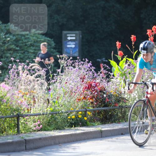 08.09.2024 - Stadtparktriathlon Zöllner http://msf.ph/oto/7019439 08.09.2024 10:11:36 Radfahren 183, 242, 253 meine-sportfotos.de