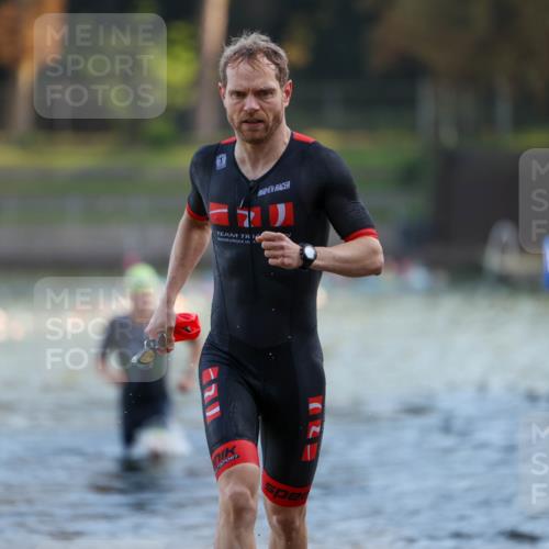 08.09.2024 - Stadtparktriathlon Michael Strokosch http://msf.ph/oto/7019456 08.09.2024 08:59:37 Schwimmen 107, 116 meine-sportfotos.de