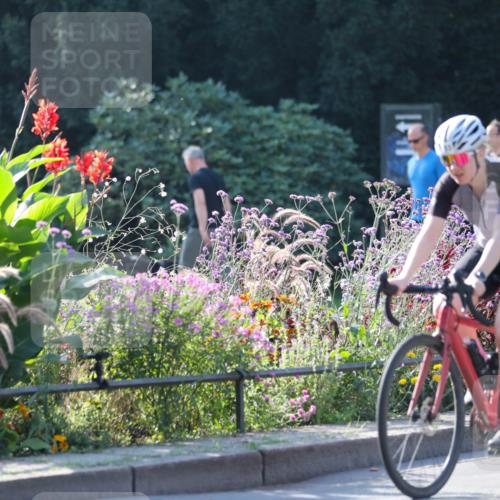 08.09.2024 - Stadtparktriathlon Zöllner http://msf.ph/oto/7019458 08.09.2024 10:11:47 Radfahren 183, 184, 241, 257, 258 meine-sportfotos.de