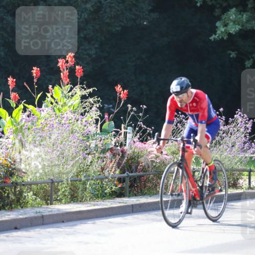 08.09.2024 - Stadtparktriathlon Zöllner http://msf.ph/oto/7019492 08.09.2024 10:11:56 Radfahren 184, 241, 254, 257, 258 meine-sportfotos.de