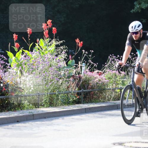 08.09.2024 - Stadtparktriathlon Zöllner http://msf.ph/oto/7019508 08.09.2024 10:11:58 Radfahren 211, 241, 254, 257, 258 meine-sportfotos.de