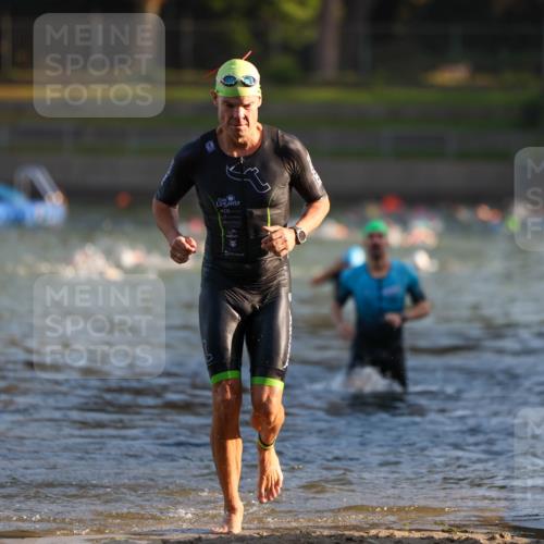 08.09.2024 - Stadtparktriathlon Michael Strokosch http://msf.ph/oto/7019509 08.09.2024 08:59:44 Schwimmen 116, 124 meine-sportfotos.de