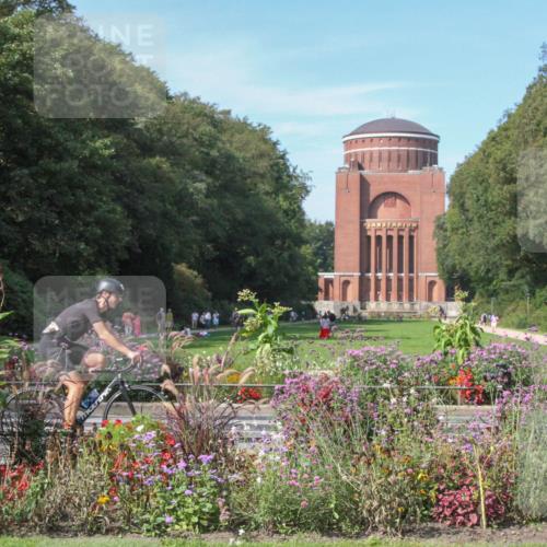 08.09.2024 - Stadtparktriathlon Zöllner http://msf.ph/oto/7019596 08.09.2024 12:13:17 Radfahren 726 meine-sportfotos.de