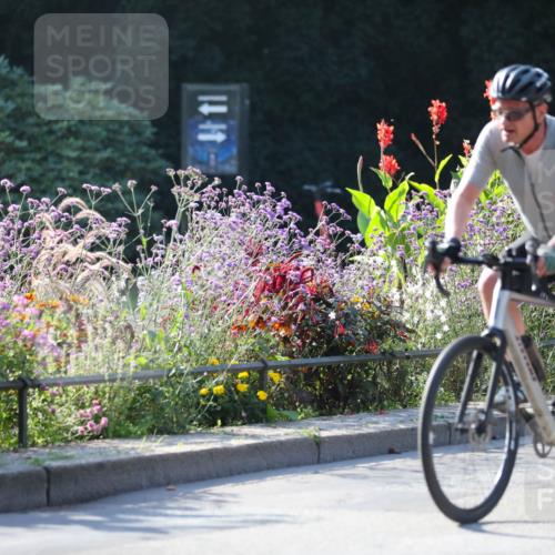 08.09.2024 - Stadtparktriathlon Zöllner http://msf.ph/oto/7019617 08.09.2024 10:12:42 Radfahren 209, 245, 246 meine-sportfotos.de