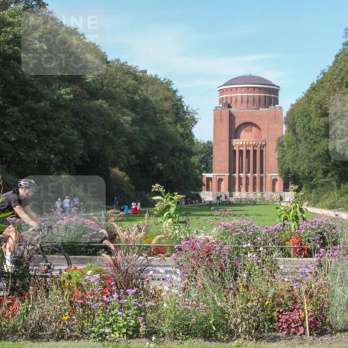 08.09.2024 - Stadtparktriathlon Zöllner http://msf.ph/oto/7019701 08.09.2024 12:14:30 Radfahren 701, 702, 714, 820, 904 meine-sportfotos.de