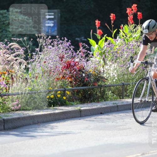 08.09.2024 - Stadtparktriathlon Zöllner http://msf.ph/oto/7019702 08.09.2024 10:13:40 Radfahren 221, 222, 226 meine-sportfotos.de