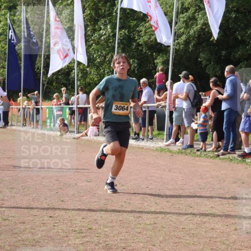 08.09.2024 - Airport Race Strokosch-Dieckow http://msf.ph/oto/7019722 08.09.2024 12:09:01 Ziel 201, 2705, 2757, 3064 meine-sportfotos.de