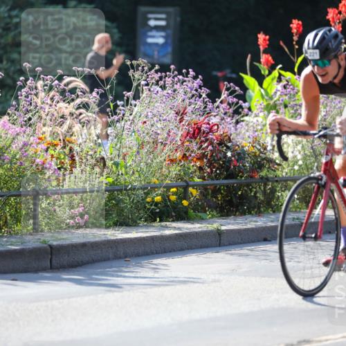08.09.2024 - Stadtparktriathlon Zöllner http://msf.ph/oto/7019749 08.09.2024 10:13:52 Radfahren 216, 221, 252 meine-sportfotos.de