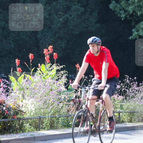 08.09.2024 - Stadtparktriathlon Zöllner http://msf.ph/oto/7019798 08.09.2024 10:14:14 Radfahren 201, 202, 205, 231 meine-sportfotos.de