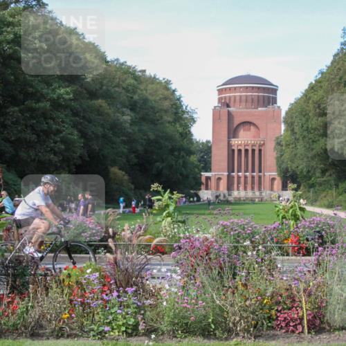 08.09.2024 - Stadtparktriathlon Zöllner http://msf.ph/oto/7019824 08.09.2024 12:16:05 Radfahren 678 meine-sportfotos.de