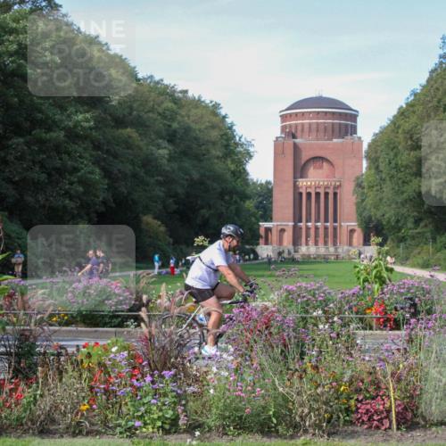 08.09.2024 - Stadtparktriathlon Zöllner http://msf.ph/oto/7019827 08.09.2024 12:16:05 Radfahren 678 meine-sportfotos.de