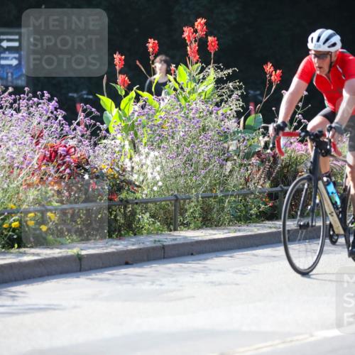 08.09.2024 - Stadtparktriathlon Zöllner http://msf.ph/oto/7019860 08.09.2024 10:14:33 Radfahren 188, 215, 230, 262 meine-sportfotos.de