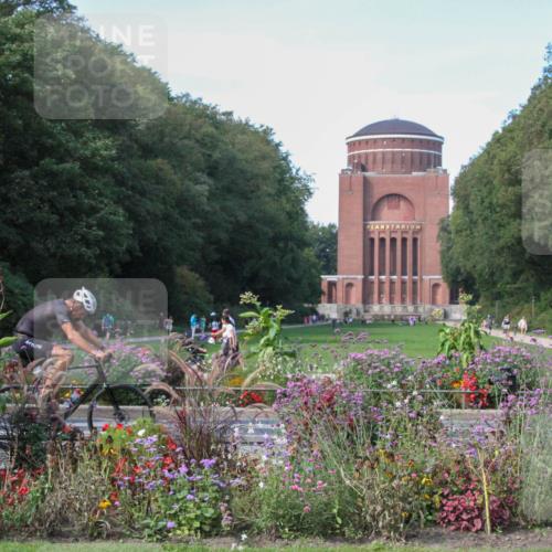 08.09.2024 - Stadtparktriathlon Zöllner http://msf.ph/oto/7019865 08.09.2024 12:16:42 Radfahren 681, 755 meine-sportfotos.de